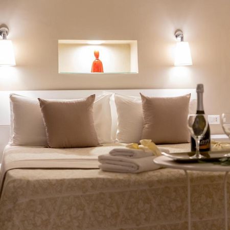 Reginella Duomo Apartment Napoli Eksteriør billede